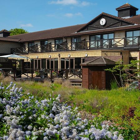 Hampshire Court Hotel & Spa Basingstoke Eksteriør billede