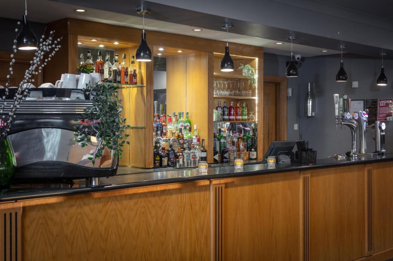 Hampshire Court Hotel & Spa Basingstoke Eksteriør billede