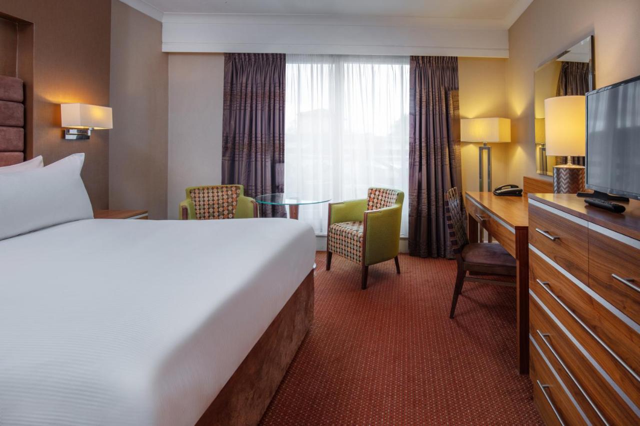 Hampshire Court Hotel & Spa Basingstoke Eksteriør billede