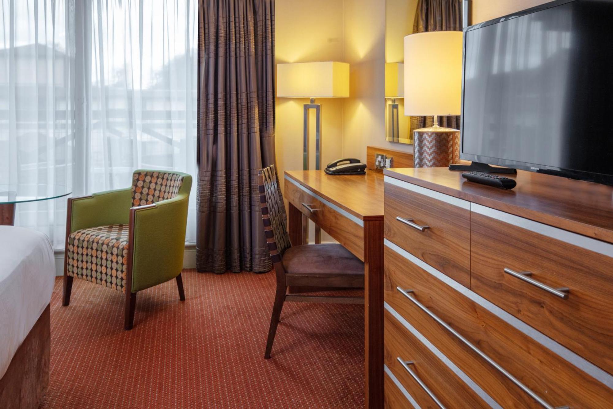 Hampshire Court Hotel & Spa Basingstoke Værelse billede