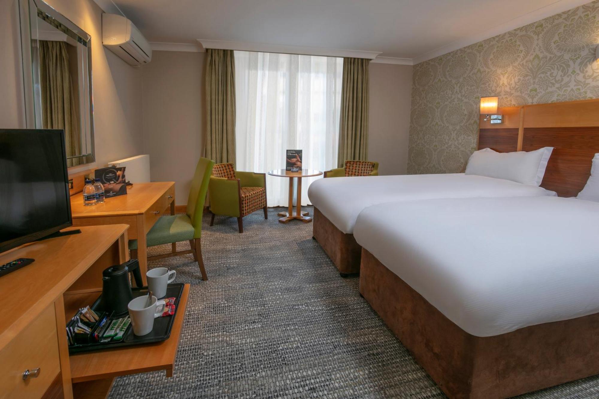 Hampshire Court Hotel & Spa Basingstoke Eksteriør billede