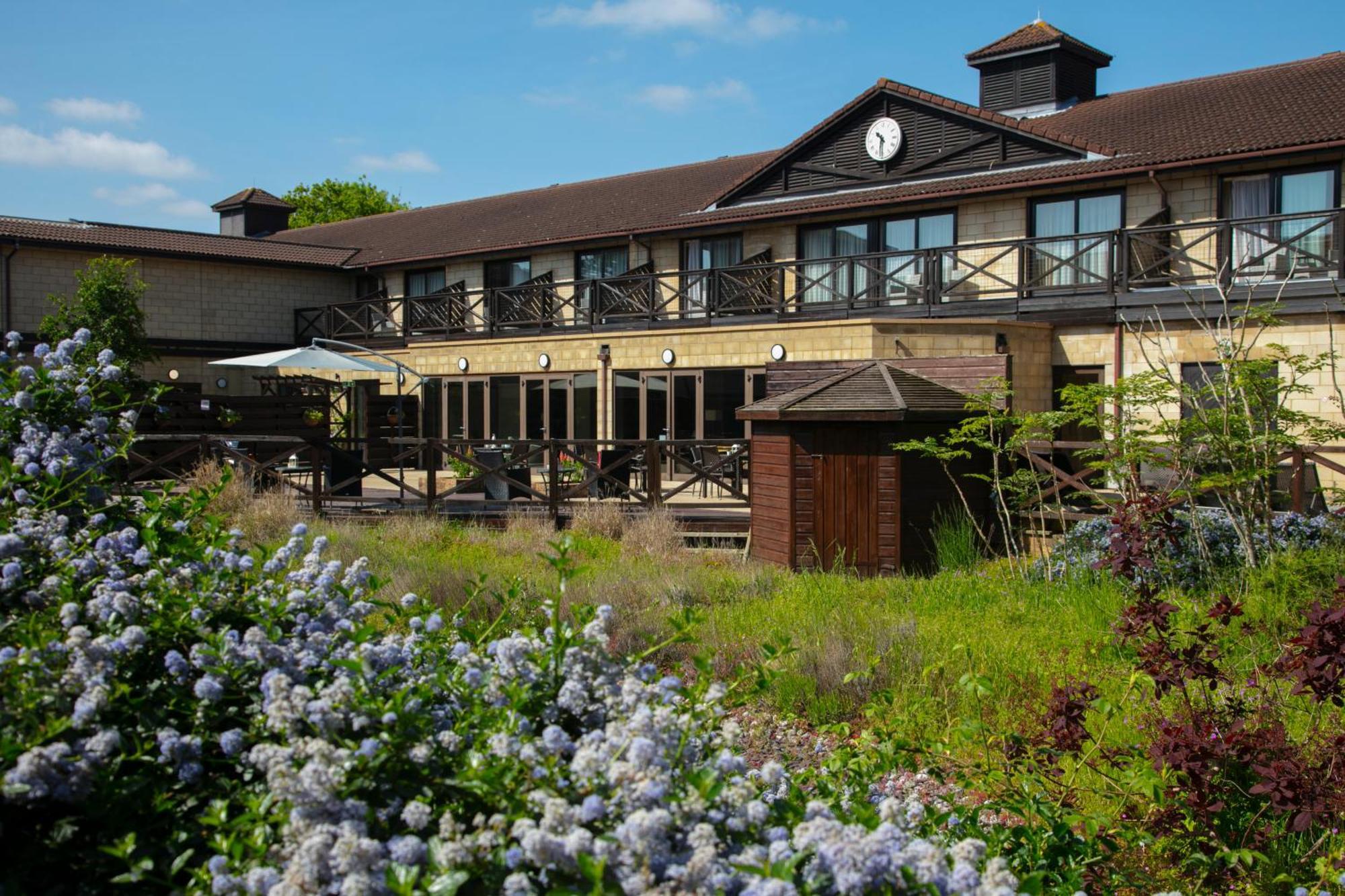 Hampshire Court Hotel & Spa Basingstoke Eksteriør billede
