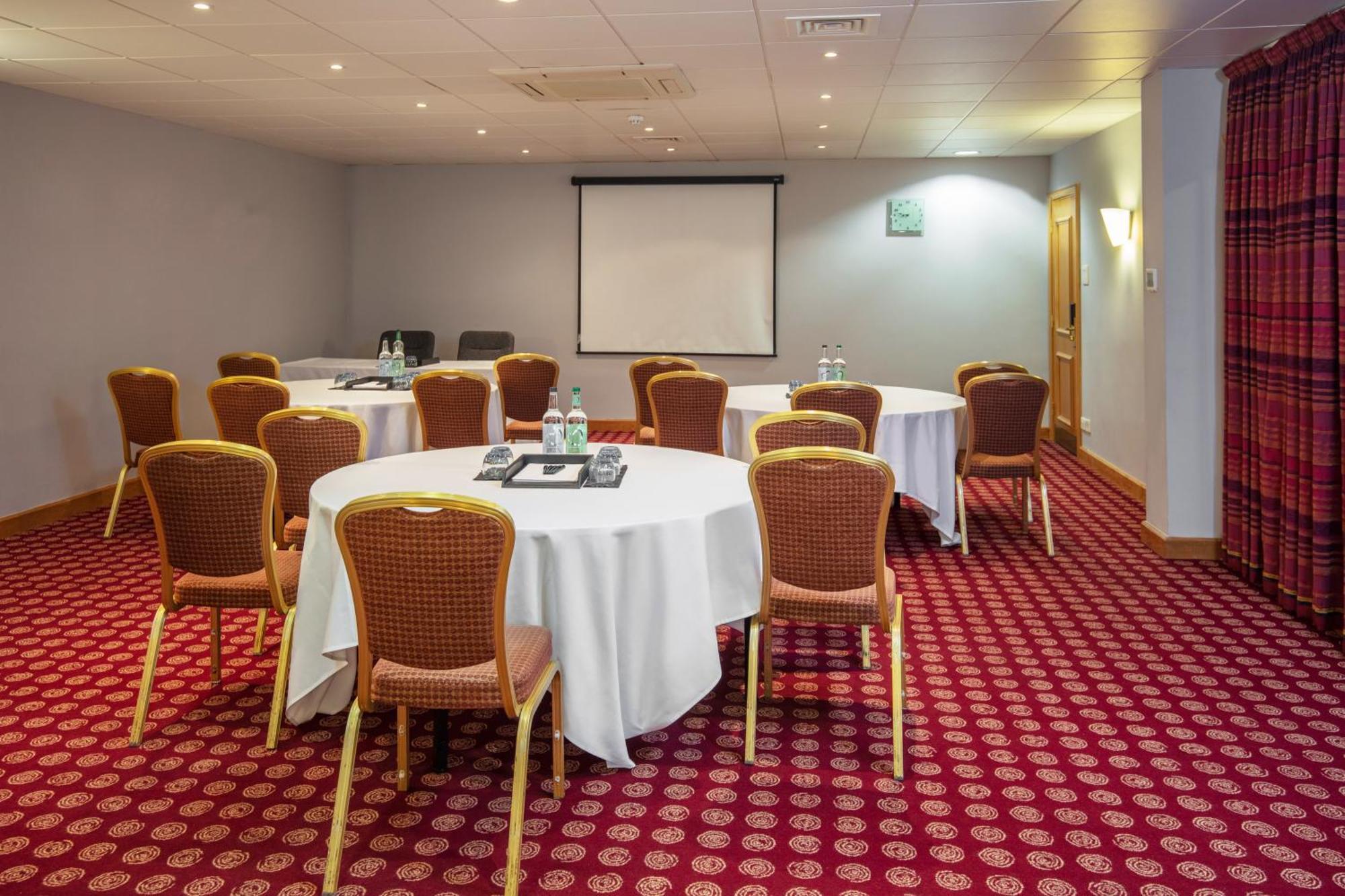 Hampshire Court Hotel & Spa Basingstoke Eksteriør billede