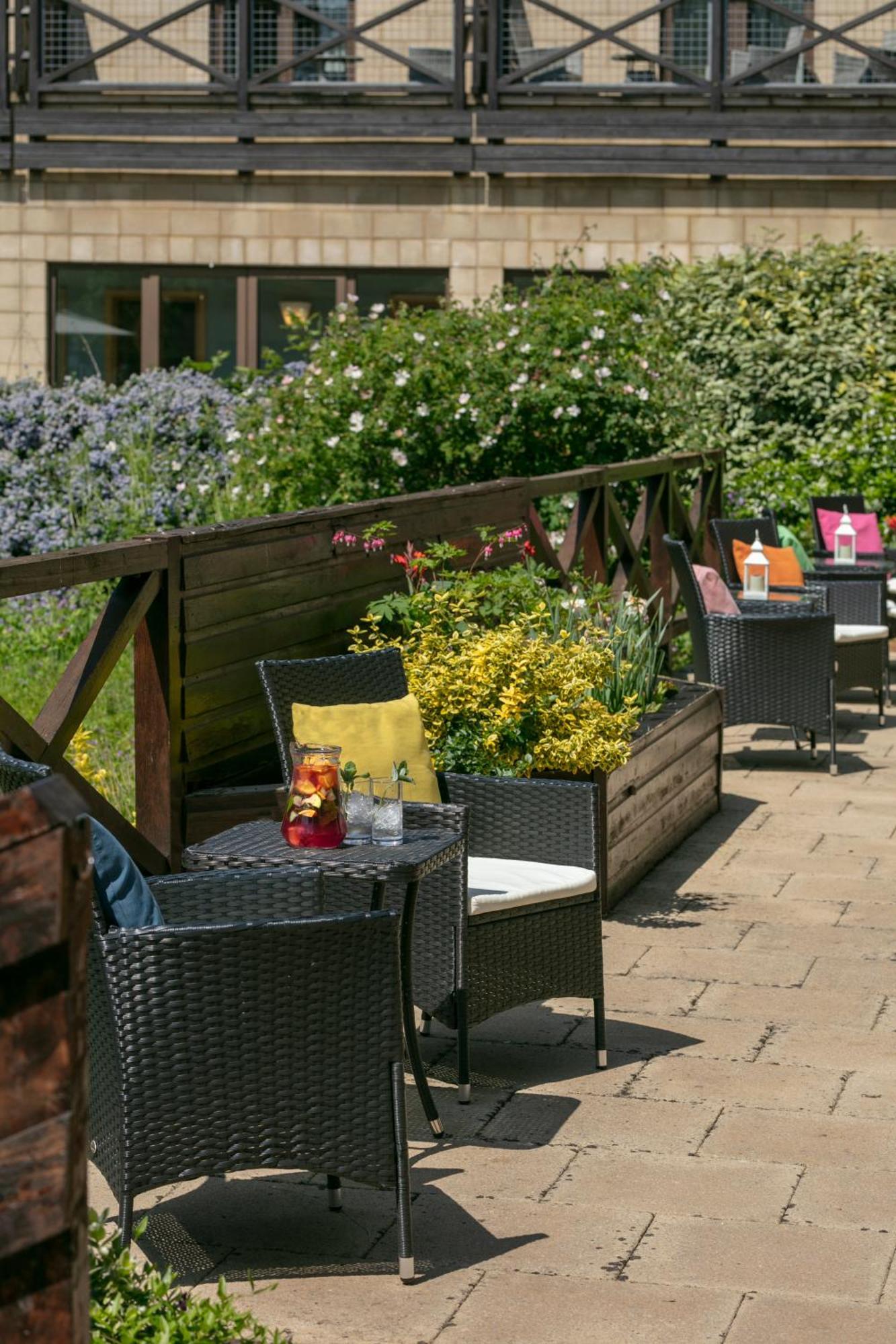Hampshire Court Hotel & Spa Basingstoke Eksteriør billede